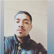 Entrenador/profesor personal te ayuda a ponerte en forma y entrenar bien